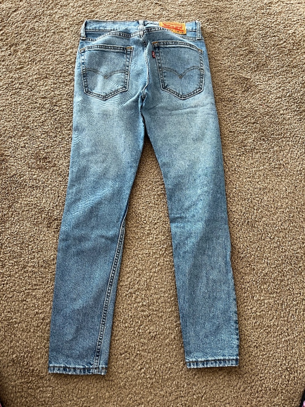 LEVIS Skinny Taper 28